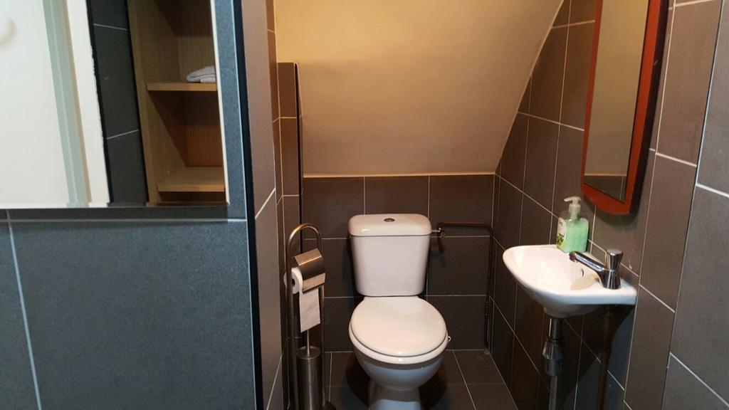 Apartment + Studios Insulinde Tilburg Rom bilde