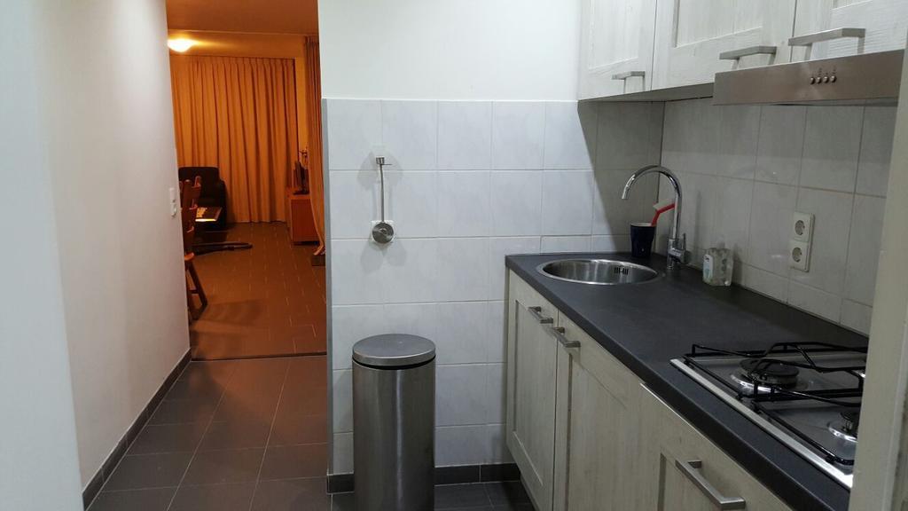 Apartment + Studios Insulinde Tilburg Rom bilde