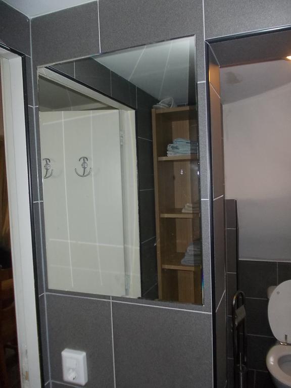 Apartment + Studios Insulinde Tilburg Rom bilde